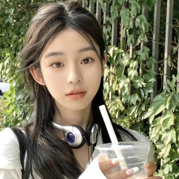 来自星星的少女 封面